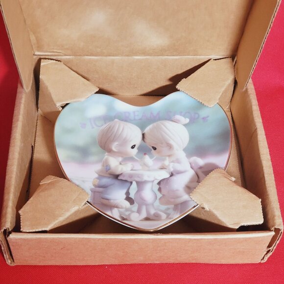 Precious Moments Our Frienship is Soda licious 1995 The Hamilton Collection - Picture 4 of 12